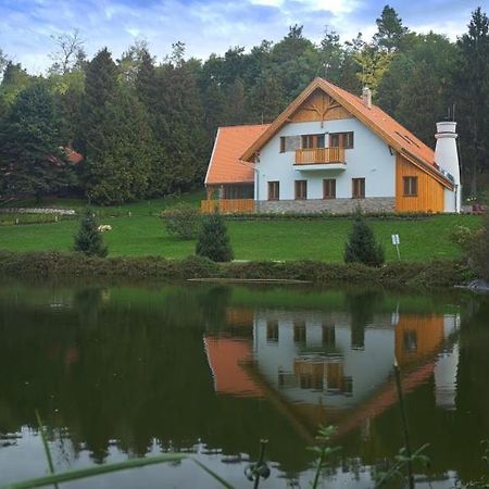 Aliret Vadaszhaz Sagvar Luaran gambar